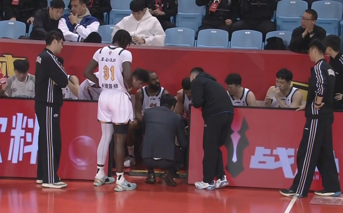 吉林男篮力克四川终结对手34连败