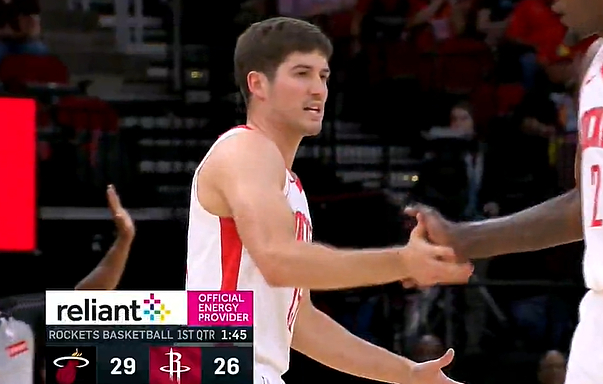 谢泼德首节三分三记抢断