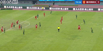 浙江0-1重庆铜梁龙 米特里策两次揪头发遭红牌罚